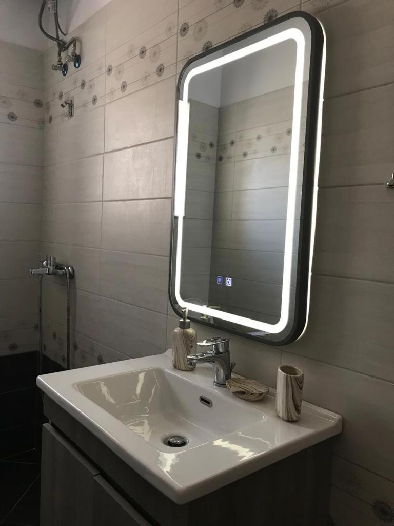 Alfa Apartaments Sarandë 外观 照片